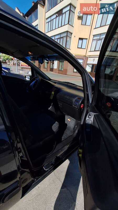 Минивэн Opel Zafira 2005 в Ивано-Франковске фото 5 Минивэн Opel Zafira 2005 в Ивано-Франковске