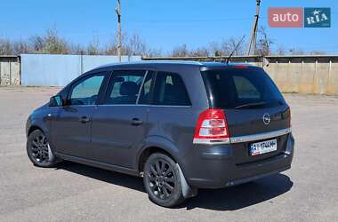 Минивэн Opel Zafira 2011 в Фастове