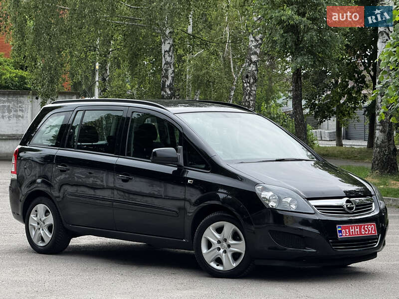 Opel Zafira 2014