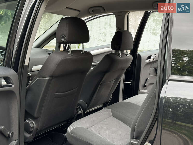 Минивэн Opel Zafira 2014 в Белой Церкви