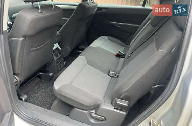 Минивэн Opel Zafira 2009 в 
