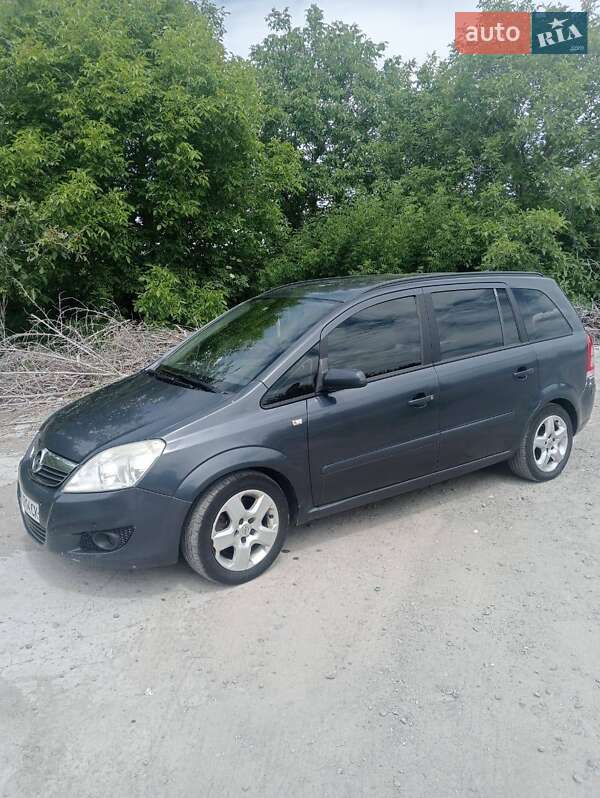 Мінівен Opel Zafira 2008 в Здолбуніві