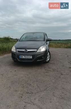 Минивэн Opel Zafira 2009 в Ровно