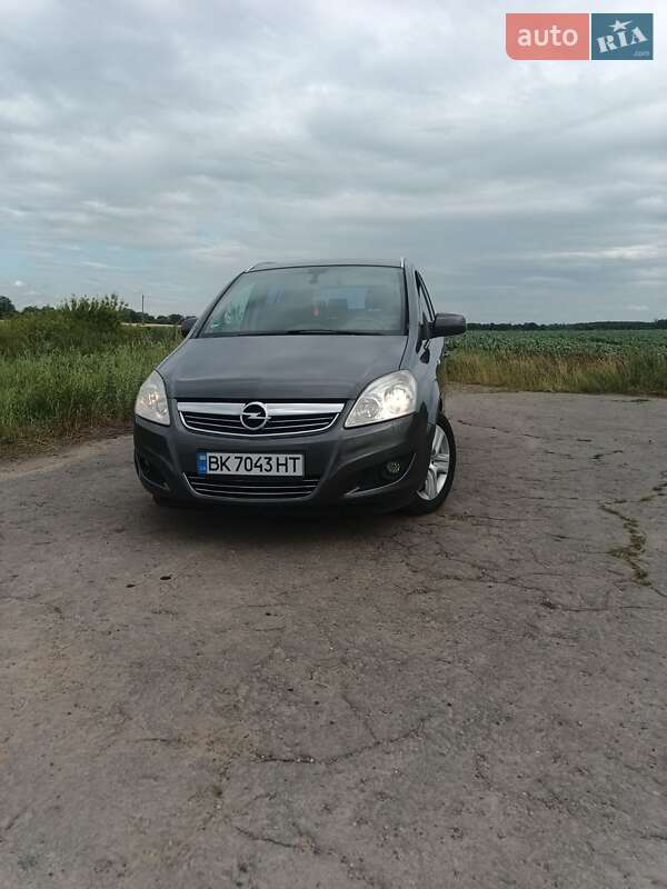 Opel Zafira 2009 Opel Zafira 2009