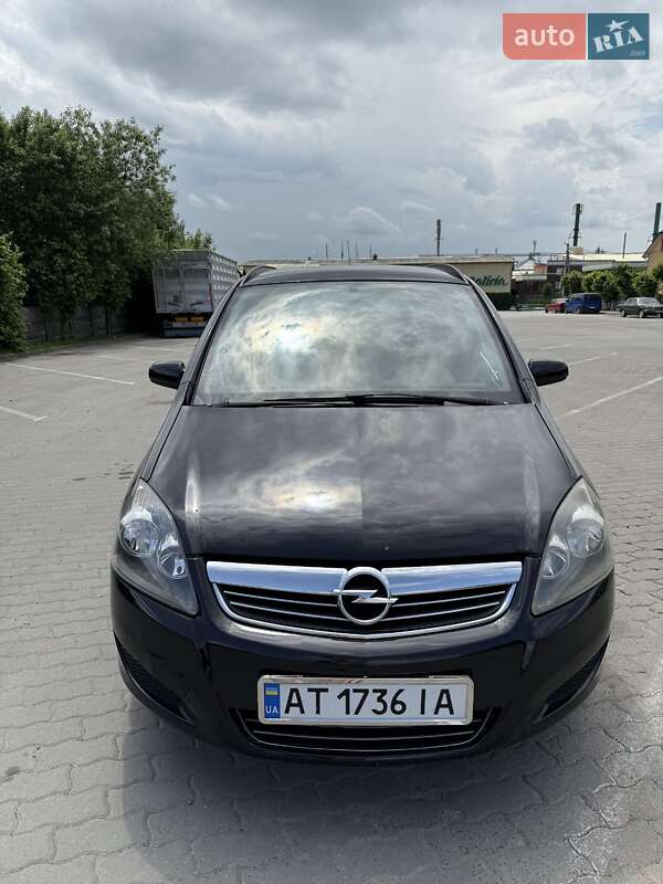 Opel Zafira 2008
