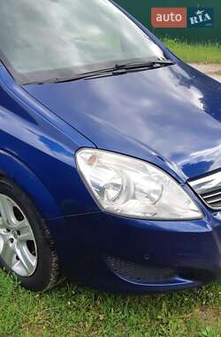Мінівен Opel Zafira 2009 в Броварах