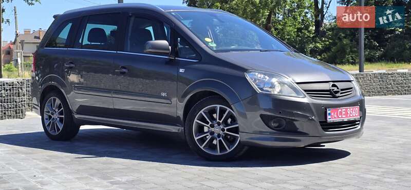 Opel Zafira 2011