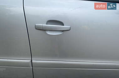 Мікровен Opel Zafira 2012 в 