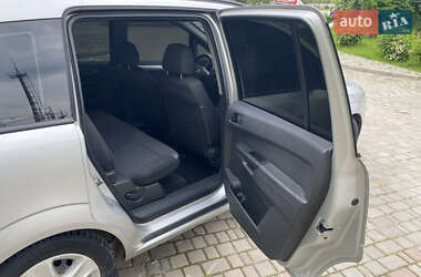 Мікровен Opel Zafira 2012 в 