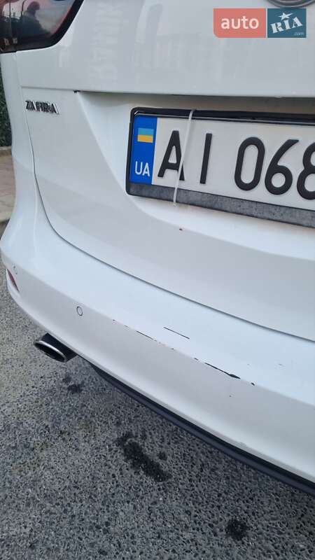 Мінівен Opel Zafira 2016 в Києві