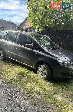 Минивэн Opel Zafira 2012 в Лубнах