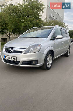 Минивэн Opel Zafira 2006 в Ковеле