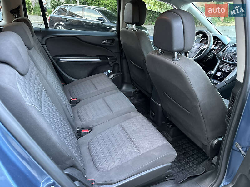 Микровэн Opel Zafira 2013 в Хмельнике