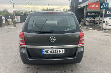 Минивэн Opel Zafira 2011 в 