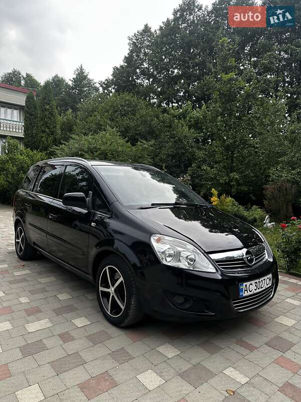Opel Zafira 2010