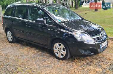 Минивэн Opel Zafira 2011 в 