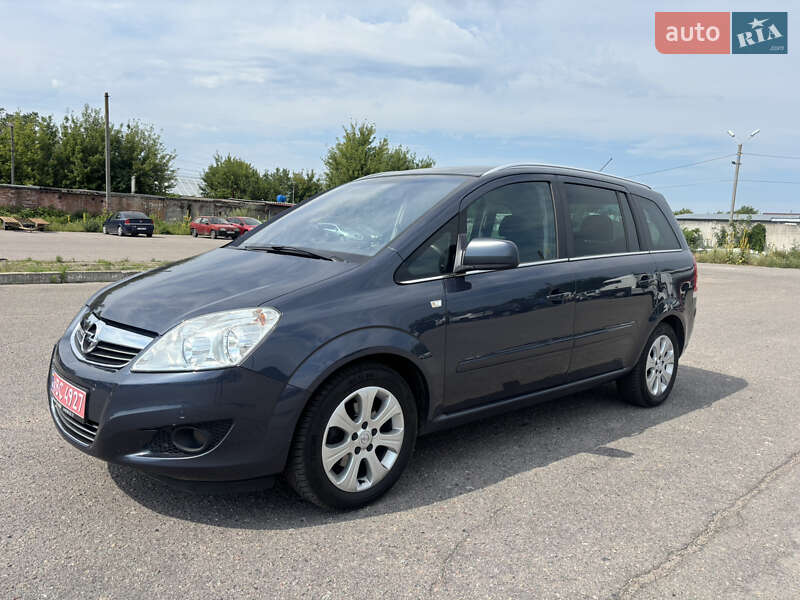 Минивэн Opel Zafira 2010 в Белой Церкви
