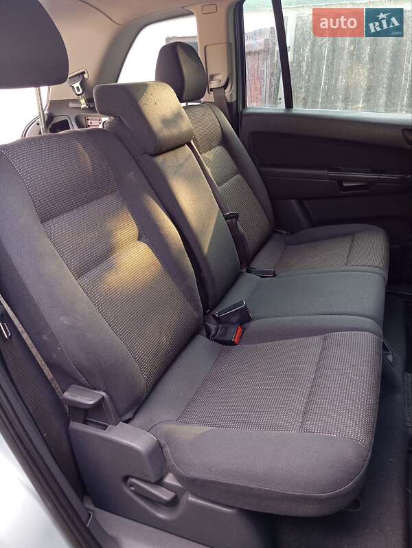 Мінівен Opel Zafira 2009 в Полонному