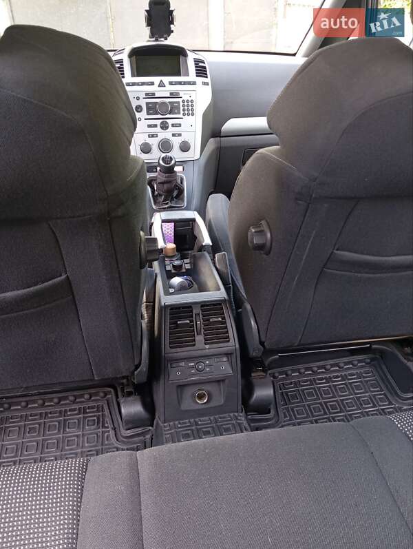 Мінівен Opel Zafira 2009 в Полонному