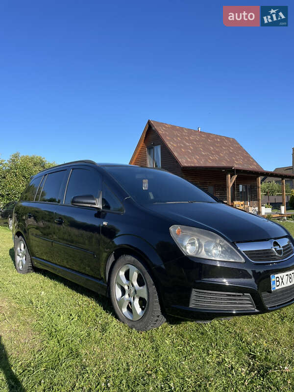 Минивэн Opel Zafira 2005 в Звягеле