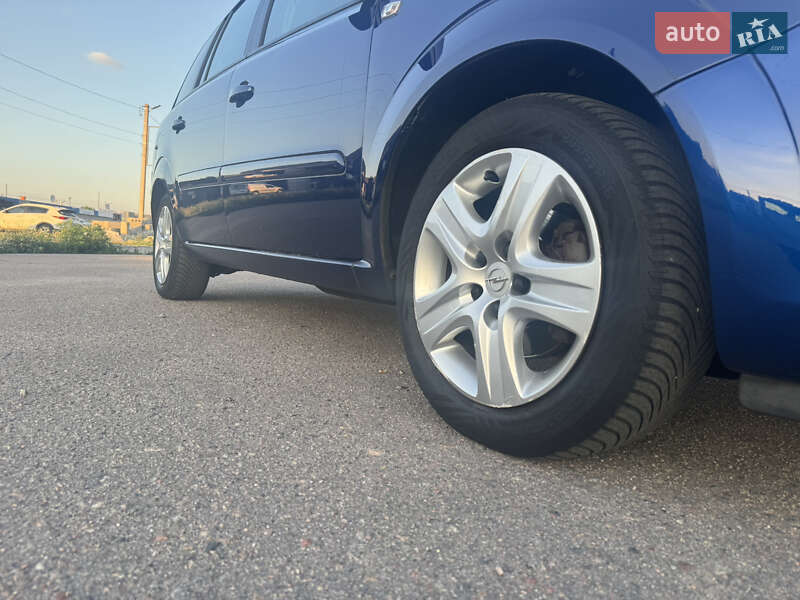 Мінівен Opel Zafira 2009 в Білій Церкві
