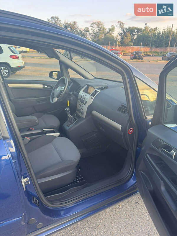 Мінівен Opel Zafira 2009 в Білій Церкві