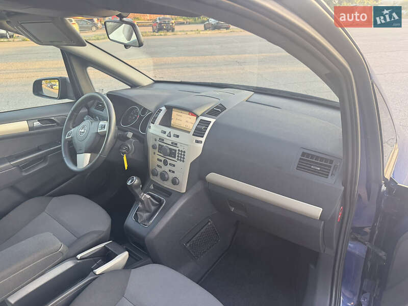 Мінівен Opel Zafira 2009 в Білій Церкві