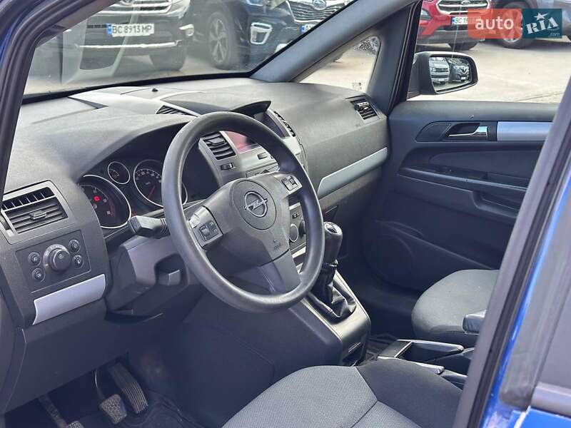 Минивэн Opel Zafira 2006 в Львове