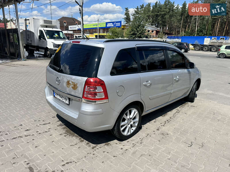 Мінівен Opel Zafira 2013 в Києві фото 5 Мінівен Opel Zafira 2013 в Києві