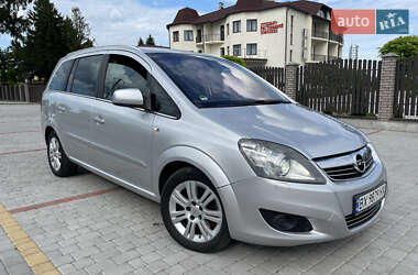 Минивэн Opel Zafira 2009 в Староконстантинове