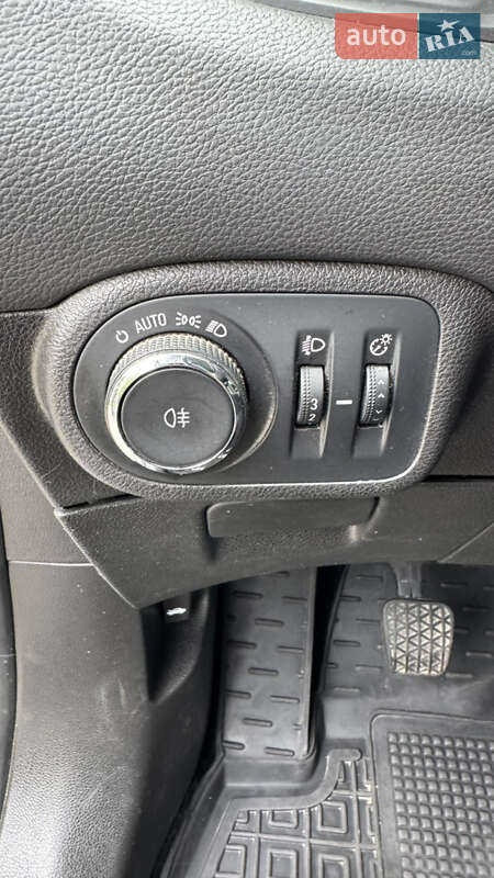 Микровэн Opel Zafira 2015 в Хмельницком