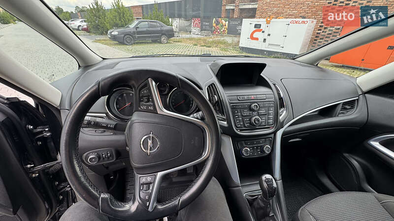 Микровэн Opel Zafira 2015 в Хмельницком