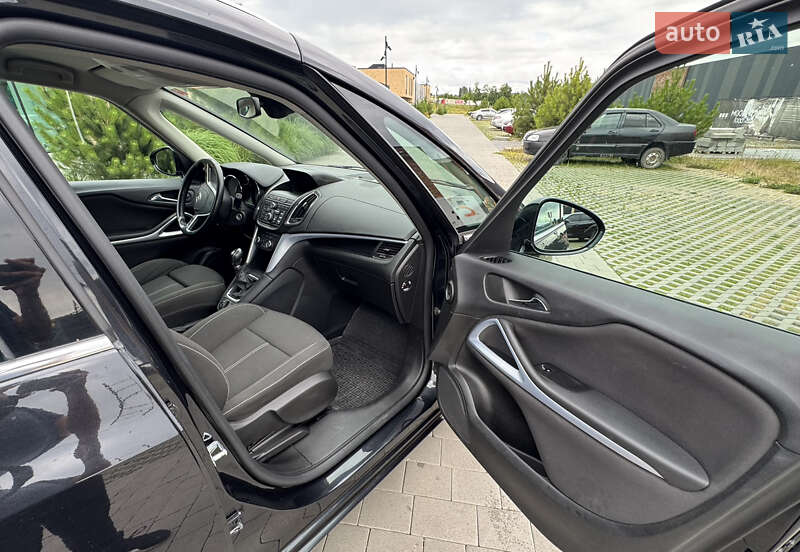 Микровэн Opel Zafira 2015 в Хмельницком
