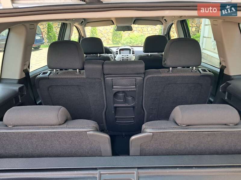 Минивэн Opel Zafira 2008 в Могилев-Подольске
