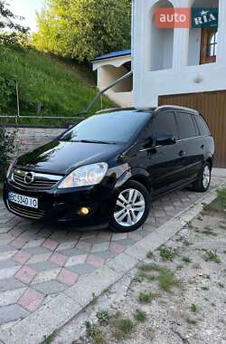 Минивэн Opel Zafira 2010 в Коломые