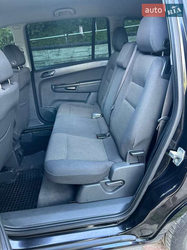 Минивэн Opel Zafira 2010 в Коломые
