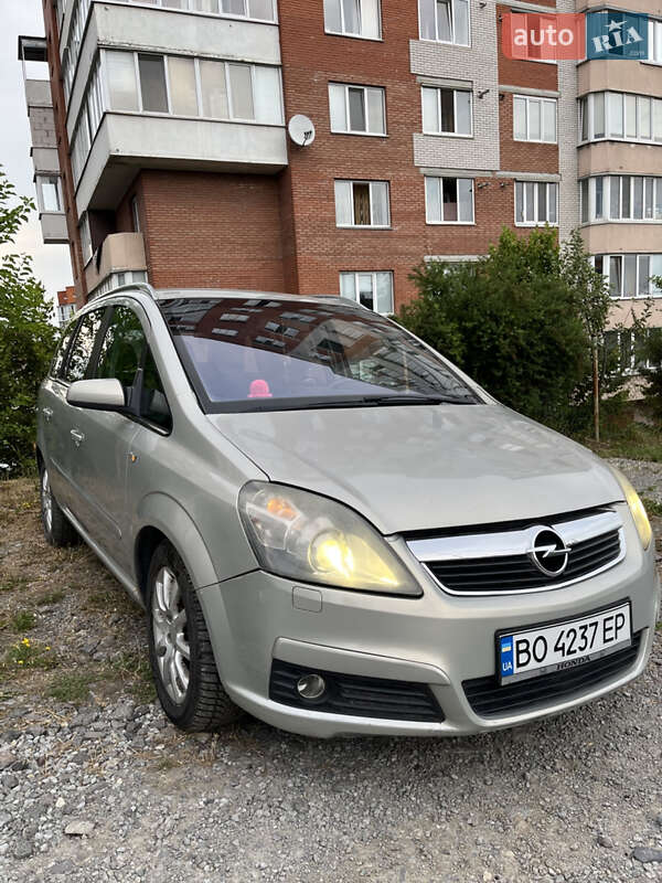 Opel Zafira 2005