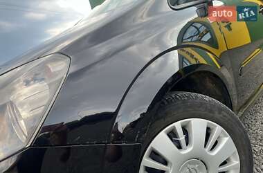 Минивэн Opel Zafira 2008 в 