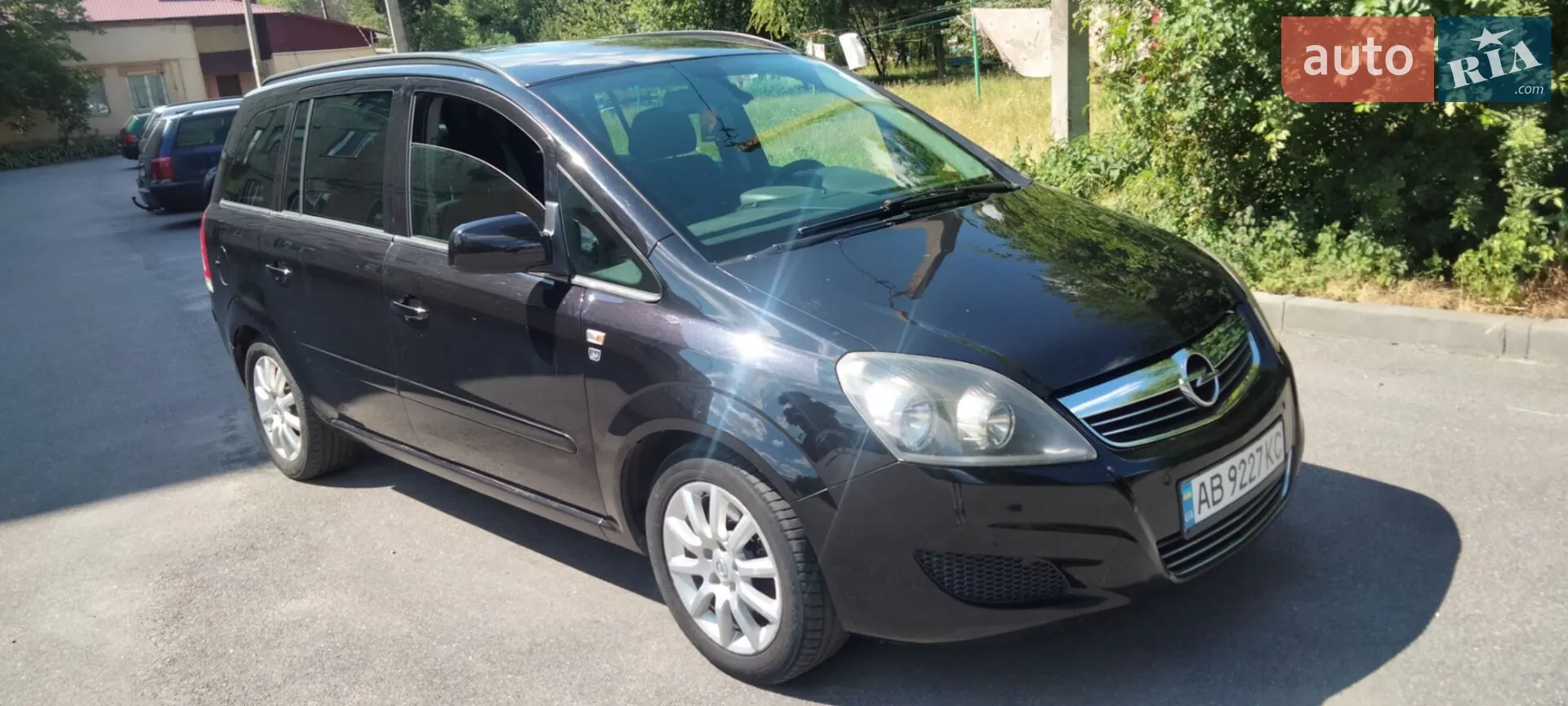 2011 Opel Zafira - фото 1