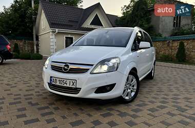 Минивэн Opel Zafira 2012 в Киеве