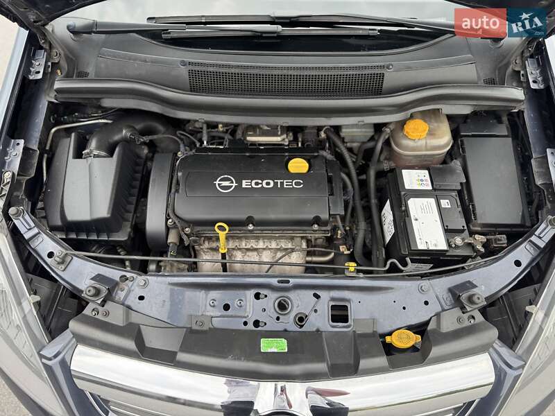 Мінівен Opel Zafira 2011 в Вінниці