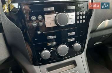 Мінівен Opel Zafira 2010 в 