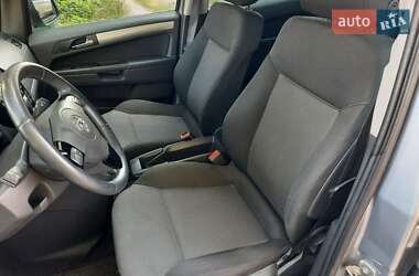 Мінівен Opel Zafira 2010 в 