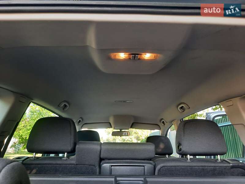 Минивэн Opel Zafira 2010 в Полтаве