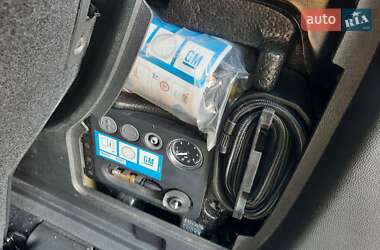 Мінівен Opel Zafira 2010 в 