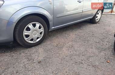 Мінівен Opel Zafira 2010 в 