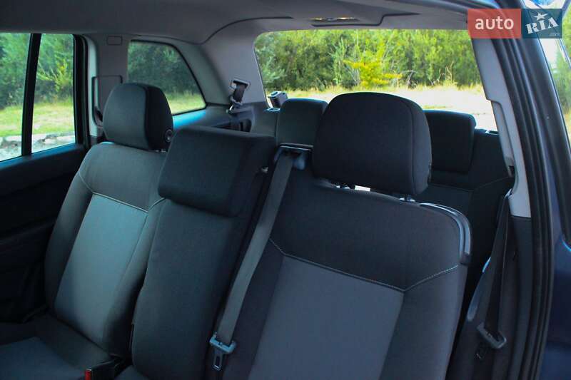 Минивэн Opel Zafira 2008 в Надворной