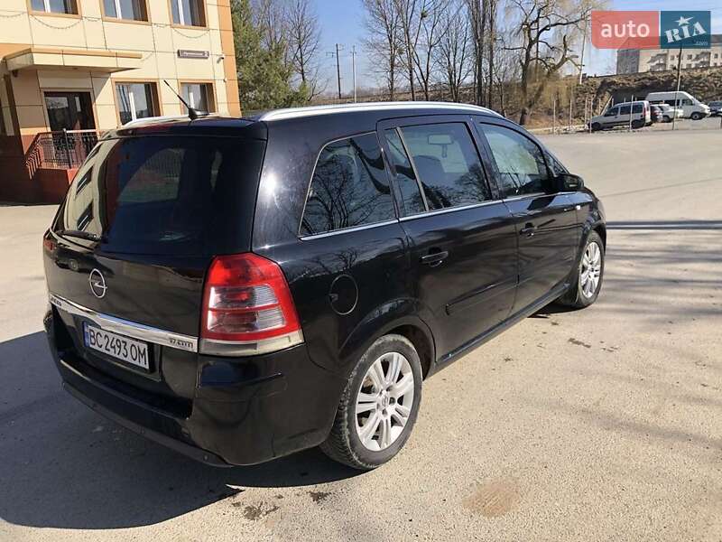 Мінівен Opel Zafira 2008 в Самборі