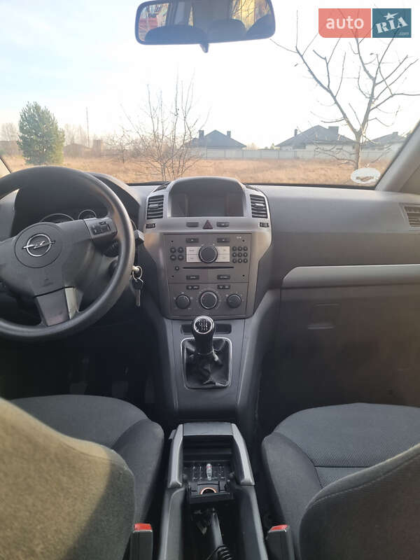 Минивэн Opel Zafira 2007 в Ковеле