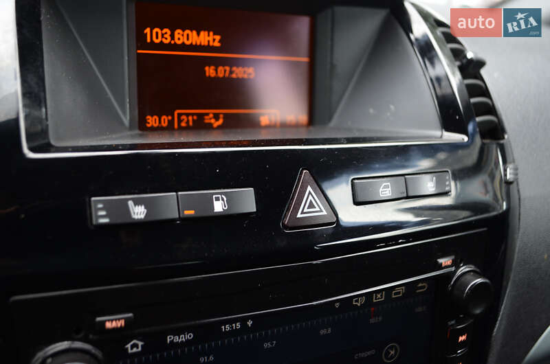 Минивэн Opel Zafira 2010 в Киеве